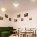 Location d’un appartement lumineux de 2 pièces, 60 m², centre historique, Constanța, Roumanie